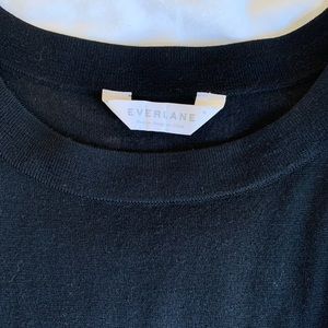 Everlane black short sleeve sweater